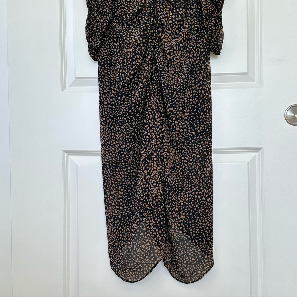 ASTR the Label Ruched Front Midi Dress - Picture 11 of 16